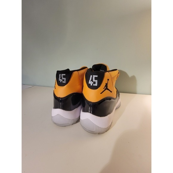 Nike Air Jordan  Retro Style  378037-710 - Picture 4 of 6